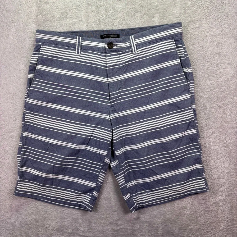 Banana Republic Mens Shorts 32 Blue White Striped Rio Horizontal Cotton Chino
